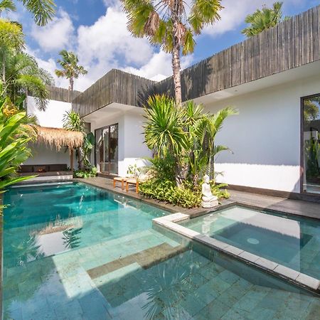 Villa Yogi Surf 3 Canggu Exterior foto